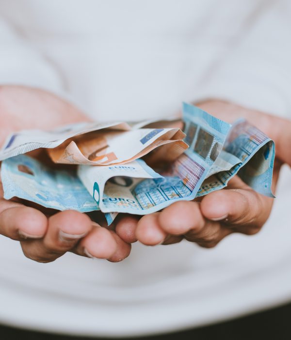 8 Reasons to Translate Website Content